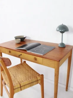 Pamono Ry32 Ladies Desk by Hans J Wegner for Ry Møbler, 1960s Sale