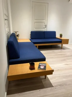 Pamono Scandinavian Dangle Daybeds and Table by Ingmar Relling & Haldor Vik for Ekornes, 1960s, Set of 3 Discount