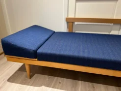 Pamono Scandinavian Dangle Daybeds and Table by Ingmar Relling & Haldor Vik for Ekornes, 1960s, Set of 3 Discount