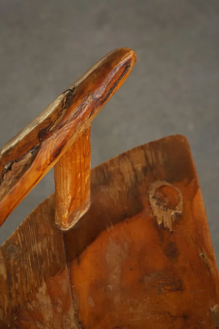 Pamono Scandinavian Folk Art 3-Legged Chair in Pine, 1920s Online