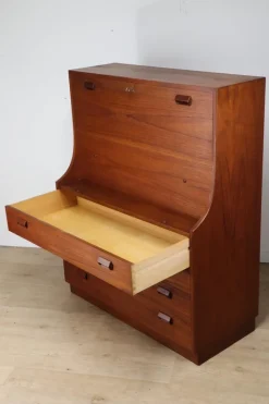 Pamono Scandinavian Secretary by Børge Mogensen for Søborg Møbelfabrik, 1960s Hot