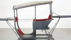 Pamono Sedan Chair Carriage, Late 19th Century Hot
