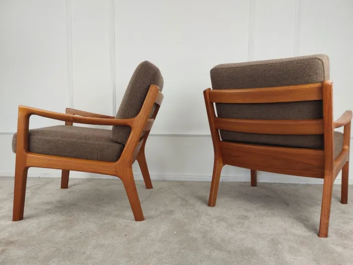 Pamono Senator Three-Seater and Two-Armchair Set by Ole Wanscher for Poul Jeppesens, 1970s, Set of 3 Discount