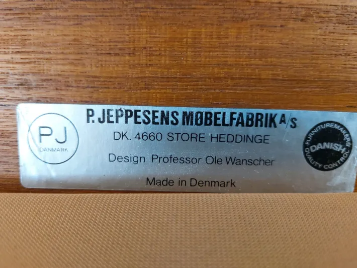 Pamono Senator Three-Seater and Two-Armchair Set by Ole Wanscher for Poul Jeppesens, 1970s, Set of 3 Discount