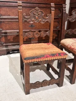 Pamono Set of Carved Children's Chairs, 1600s Hot