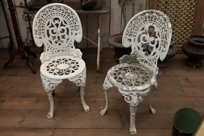 Pamono Set of Cast Aluminium Garden Chairs with Original Paint Clearance