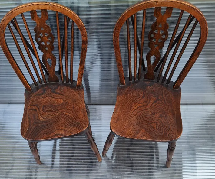 Pamono Set of English Windsor Chairs in Elm Wood, 1890s, Set of 2 Discount