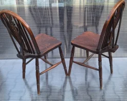 Pamono Set of English Windsor Chairs in Elm Wood, 1890s, Set of 2 Discount