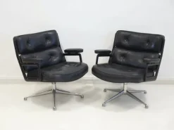 Pamono Set of Executive Chairs in Black Leather by Charles and Ray Eames, 1960s Hot