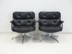 Pamono Set of Executive Chairs in Black Leather by Charles and Ray Eames, 1960s Hot