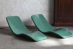 Pamono Set of Fiberglass Sunbeds by Charles Zublena Sale