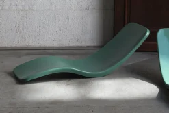 Pamono Set of Fiberglass Sunbeds by Charles Zublena Sale