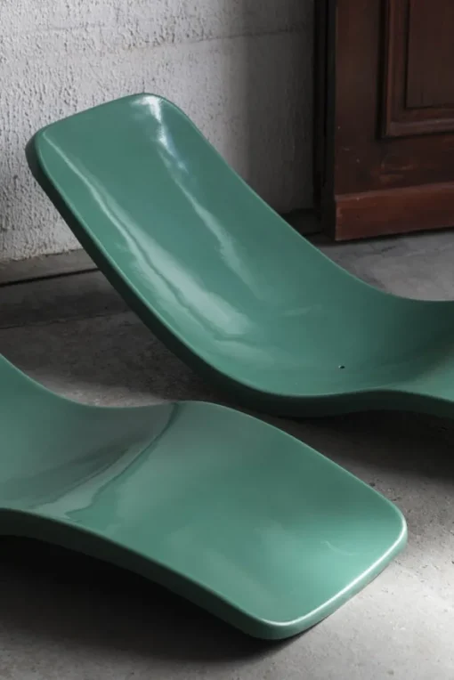Pamono Set of Fiberglass Sunbeds by Charles Zublena Sale