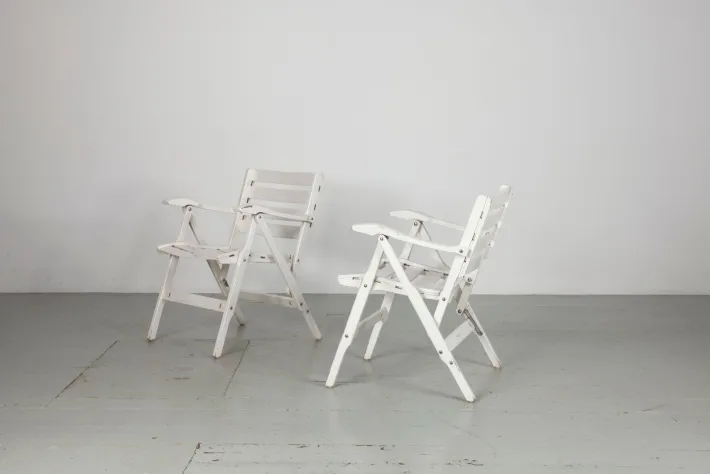 Pamono Set of Folding White Garden Chairs by Fratelli Reguitti, Italy, 1950s Online