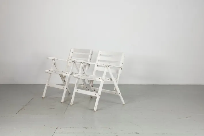 Pamono Set of Folding White Garden Chairs by Fratelli Reguitti, Italy, 1950s Online