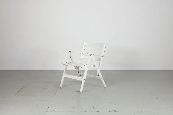 Pamono Set of Folding White Garden Chairs by Fratelli Reguitti, Italy, 1950s Online