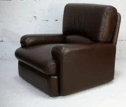 Pamono Set of French Three Seater Sofa and Armchair in Leather from Steiner, 1970 Sale