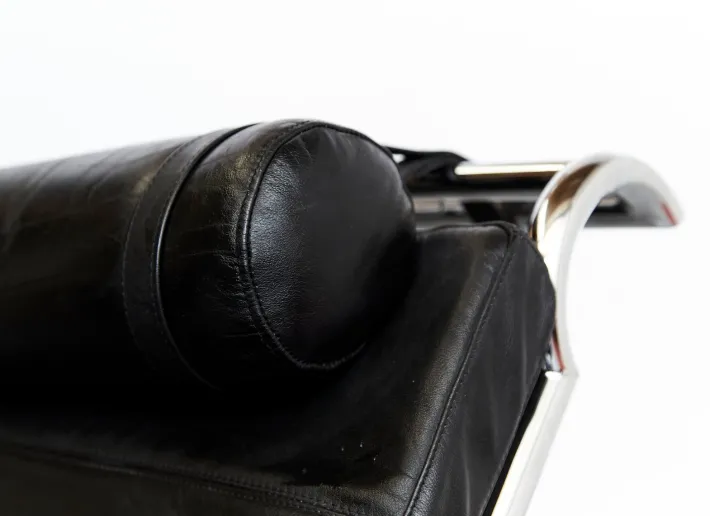 Pamono Set of Genni Chaise Lounge and Ottoman by Gabriele Mucchi for Zanotta, 1970s Online