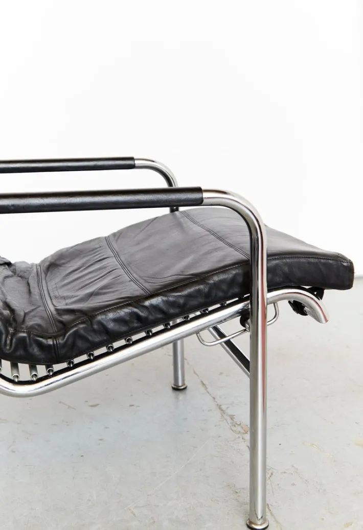 Pamono Set of Genni Chaise Lounge and Ottoman by Gabriele Mucchi for Zanotta, 1970s Online