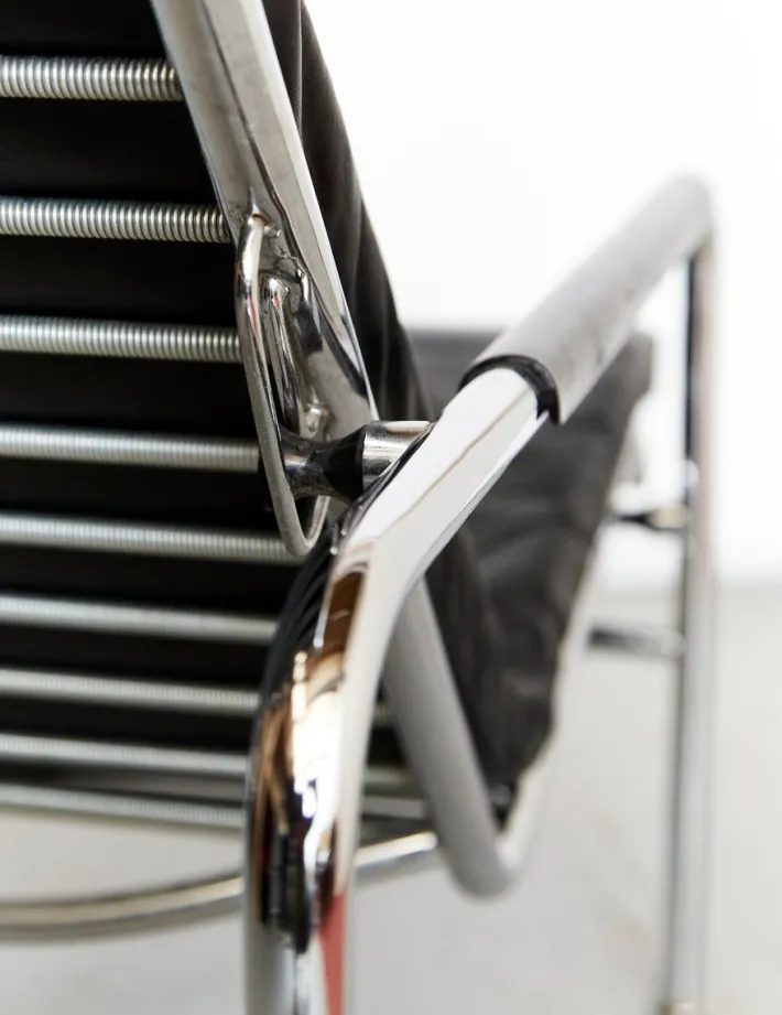 Pamono Set of Genni Chaise Lounge and Ottoman by Gabriele Mucchi for Zanotta, 1970s Online