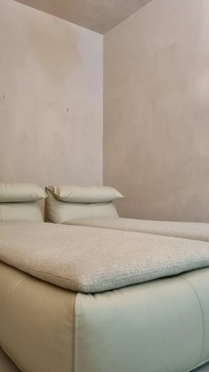 Pamono Set of Le Bambole Daybeds by Mario Bellini for B&b Italia, 1970s Outlet