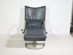 Pamono Set of Leather BMP 418 Swivel Chair and Ottoman from Rolf Benz, 1980s Sale