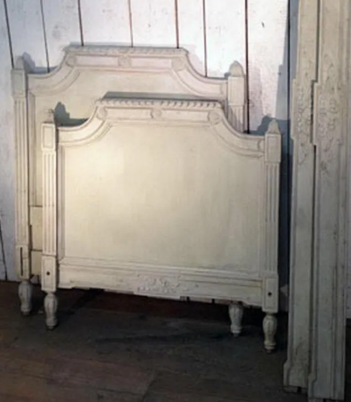 Pamono Set of Louis the XVI Style Painted Bed Frame Clearance