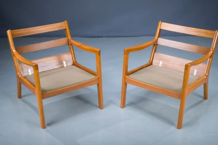 Pamono Set of Mid-Century Teak Senator Lounge Chairs by Ole Wanscher Outlet