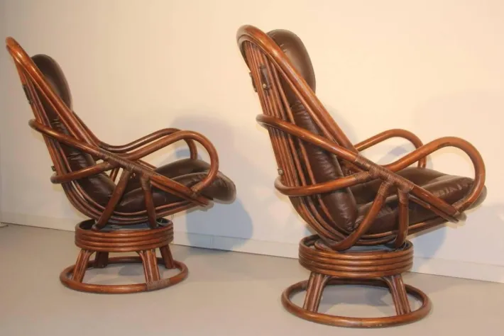Pamono Set of Rattan & Leather Swivel Lounge Chairs, 1960s New