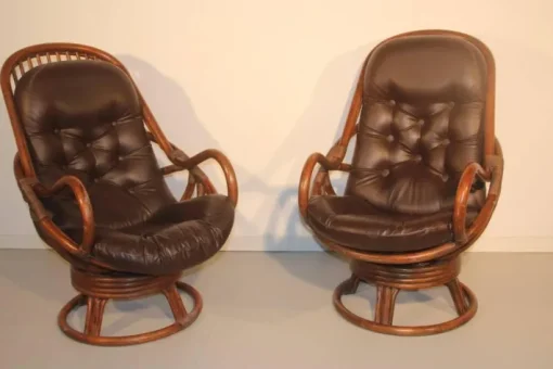 Pamono Set of Rattan & Leather Swivel Lounge Chairs, 1960s New