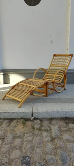 Pamono Set of Rattan Lounger and Ottoman, 1980s Sale