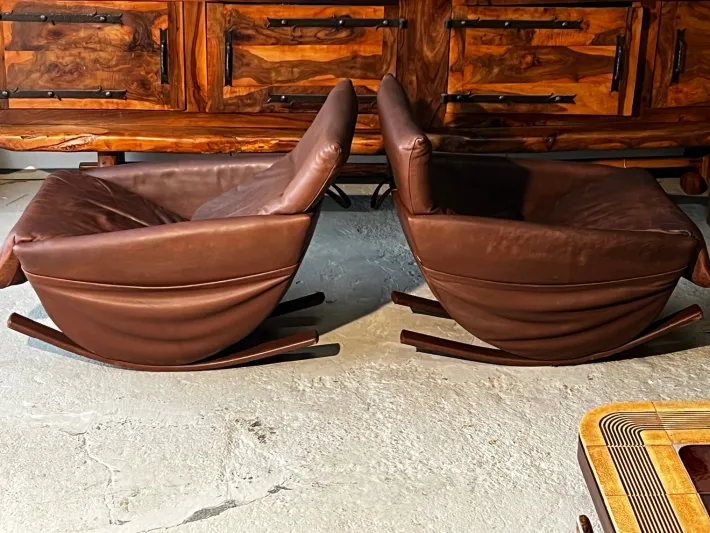 Pamono Set of Rocking Chairs in Brown Leather from De Sede, Switzerland, 1970s Online
