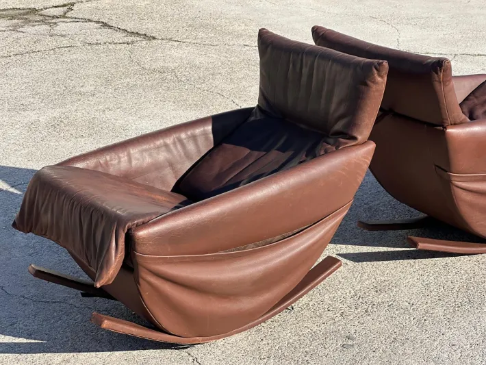 Pamono Set of Rocking Chairs in Brown Leather from De Sede, Switzerland, 1970s Online