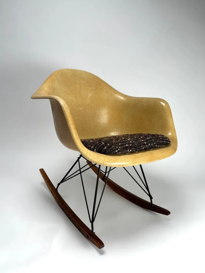 Pamono Set of Shell Fiberglass Rar Rockers attributed to Eames for Herman Miller, 1960s Discount