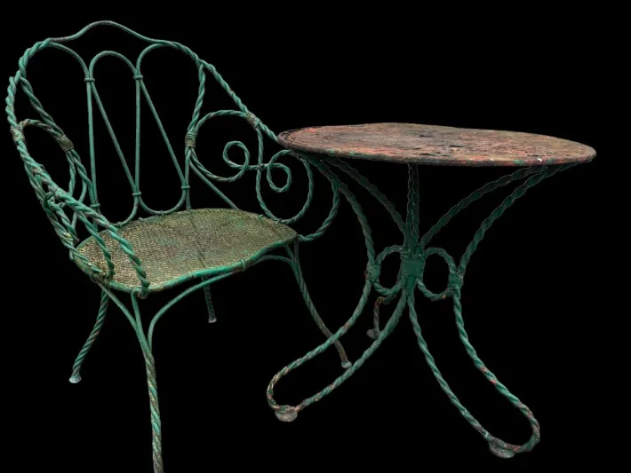 Pamono Set of Twisted Iron Garden Chair and Table, 1900s Hot
