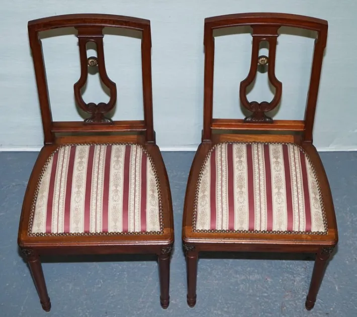 Pamono Set of Vintage Hardwood Dining Chairs with Carved Detail Hot