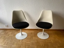 Pamono Set of Vintage Rotating Tulip Chairs by Eero Saarinen for Knoll International Sale