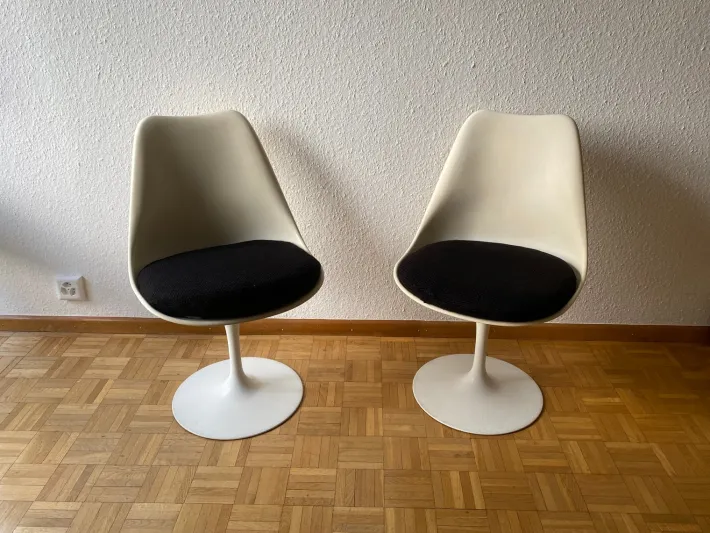 Pamono Set of Vintage Rotating Tulip Chairs by Eero Saarinen for Knoll International Sale