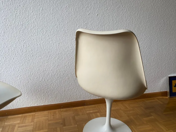Pamono Set of Vintage Rotating Tulip Chairs by Eero Saarinen for Knoll International Sale