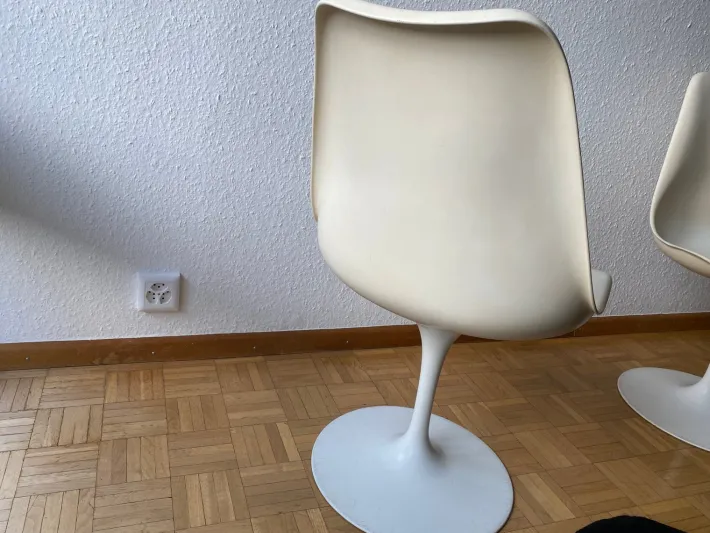 Pamono Set of Vintage Rotating Tulip Chairs by Eero Saarinen for Knoll International Sale