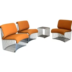 Pamono Side Table & 3 Pantonova Chairs by Verner Panton for Fritz Hansen, 1971, Set of 4 Outlet