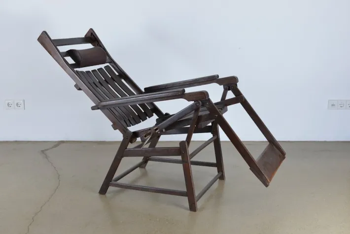 Pamono Siesta Medizinal Lounge Chair by the Luckhardt brothers for Thonet, 1938 Sale