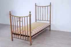 Pamono Single Bed in Brass, Late 1800s or Early 1900s Outlet