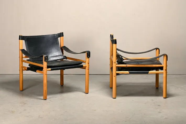 Pamono Sirocco Safari Lounge Chairs in Black Leather and Ash by Arne Norell for Arne Norell AB, Sweden, 1970s, Set of 2 Online