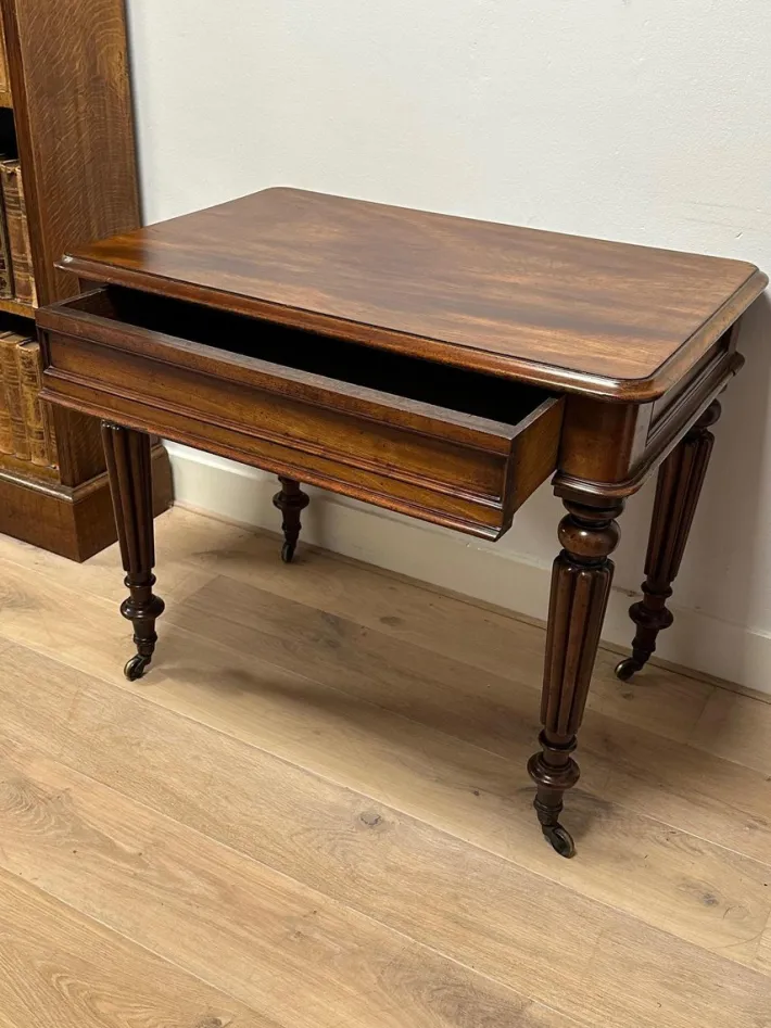 Pamono Small Antique Writing or Side Table Online