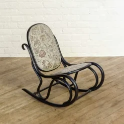 Pamono Small Bentwood Rocking Chair, 1920s Outlet