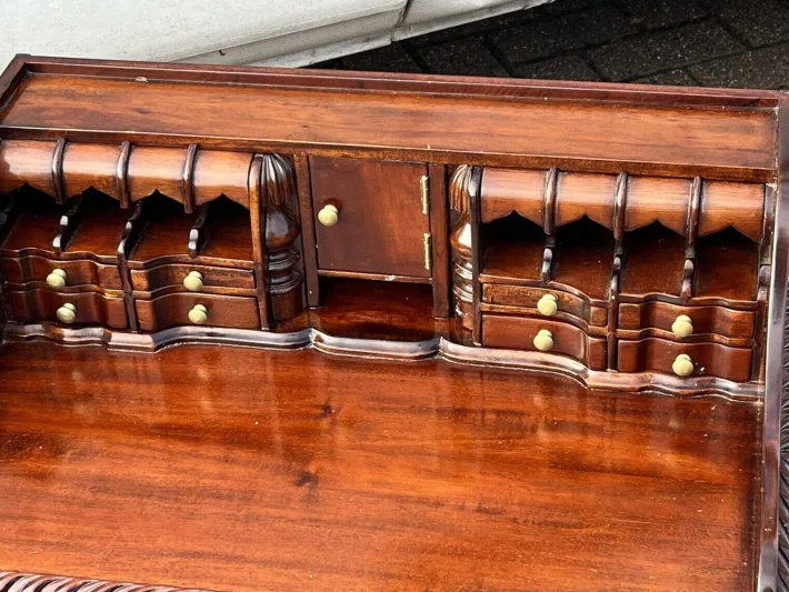 Pamono Small Desk with Secret Drawers Outlet