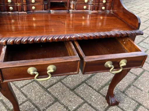 Pamono Small Desk with Secret Drawers Outlet
