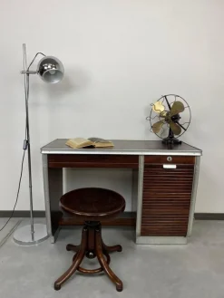 Pamono Small Functionalist Desk, 1930s Outlet