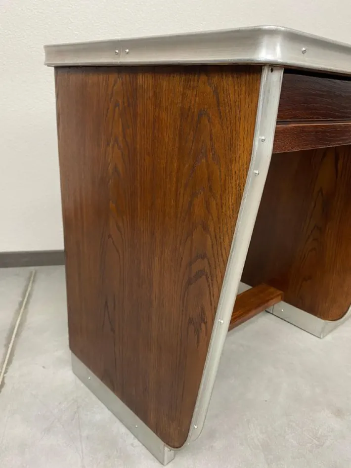 Pamono Small Functionalist Desk, 1930s Outlet